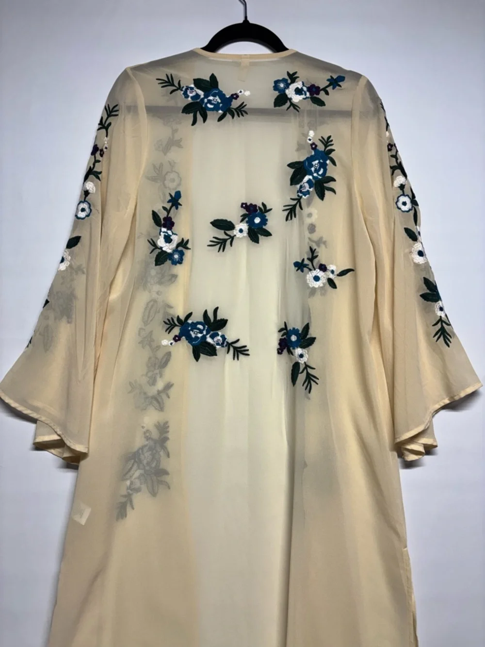✨Pink Blush Cream Sheer Embroidered Kimono Cardigan – Size S